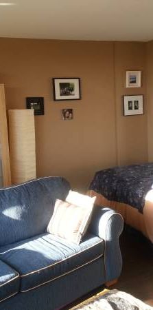 6th Floor Bachelor Suite in James Bay - Photo 1