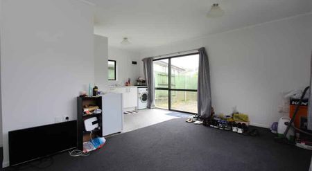 Modern Home in Great Location - Photo 4