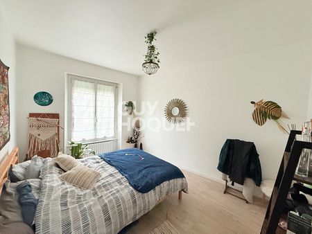 Location Appartement 4 pièces 87m² - Photo 4