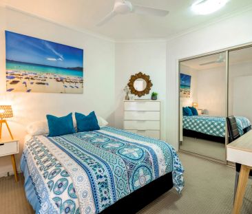 Furnished 2 bedroom apartment in Cairns One - Photo 3