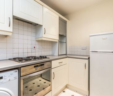 2 bedroom apartment to rent Hawkeswood Road, Southampton, SO18 - Photo 5