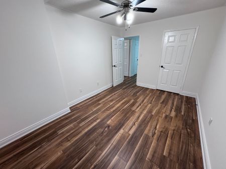 For Lease - 2239 Shipwright Road, Oakville, Ontario - Photo 5