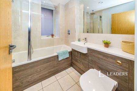 1 bedroom apartment to rent Wood Street, East Grinstead, West Sussex, RH19 - Photo 5