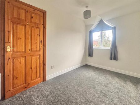 2 bedroom detached house to rent - Photo 2