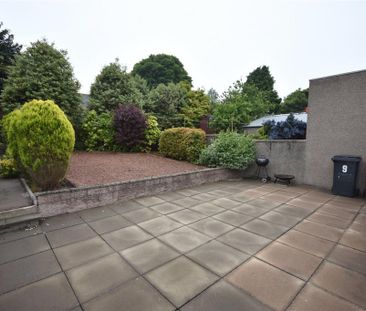 4 bedroom semi-detached house to rent - Photo 6