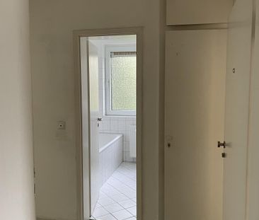 Kleine, feine 3-Zimmer-Wohnung mit Balkon in Lennep frei. - Foto 2