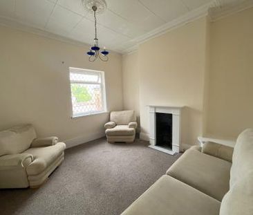 2 bedroom Flat To Let - Photo 6