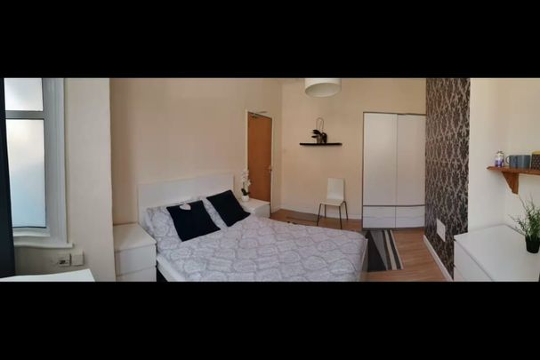 Room in a Shared House, Cumberland Road, RG1 - Photo 1