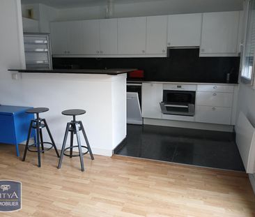 Location Appartement 3 pièces 66m² LILLE 59000 - Photo 4