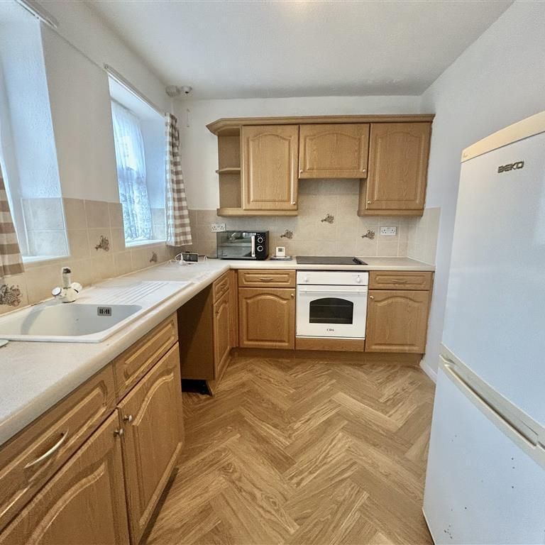 Collins Avenue, Sutton-In-Ashfield - Photo 1