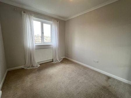 2 bedroom semi-detached bungalow to rent - Photo 4