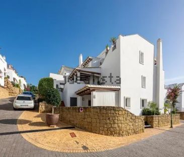 Alquiler de piso en Los Naranjos - Photo 2