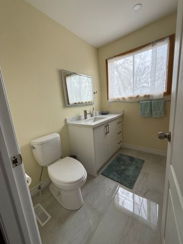 For Lease - 78 North Trent Street, Quinte West, Ontario - Photo 3