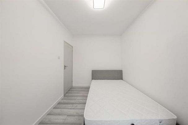 4 bedroom detached house to rent - Photo 1