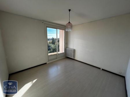 Location Appartement 5 pièces 110m² MONT DE MARSAN 40000 - Photo 4