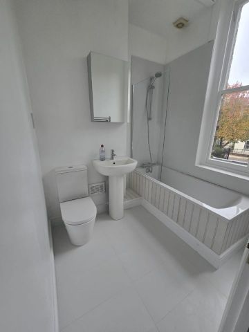 1 Bed Flat, Austral Street, SE11 - Photo 5