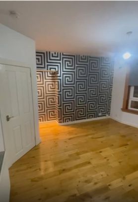 3 Bed Flat, Thornliebank, G46 - Photo 1