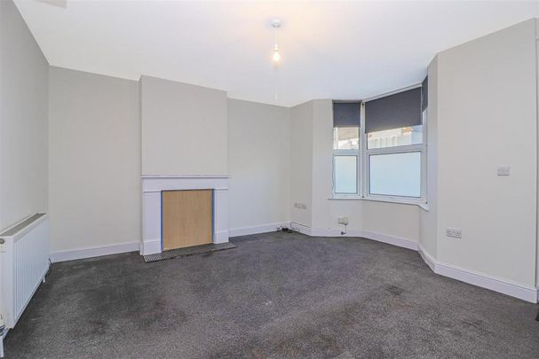 2 bedroom maisonette to rent - Photo 1