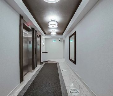 For Lease - 10 Laurelcrest Street Unit# 1111, Brampton, Ontario - Photo 2