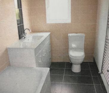 1 Bed Flat, Streatham High Road, SW16 - Photo 4