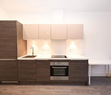 1 bedroom flat to rent - Photo 6