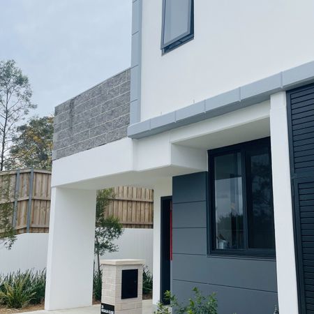 35 Regalia Close, Norwest NSW 2153 - Townhouse For Rent | Domain - Photo 4