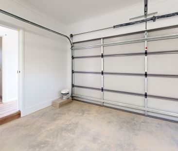 2 Oriole Place, Shortland NSW 2307 - Photo 2