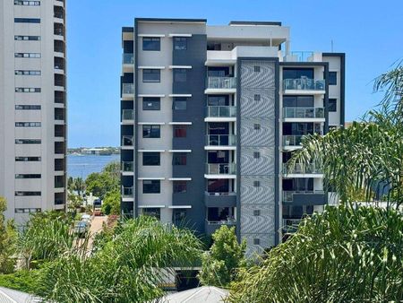 54/171 Scarborough Street, Southport, QLD 4215 - Photo 4