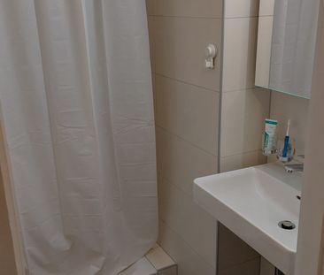 Appartement de 1 pièce au 7ème étage à Renens - Photo 3