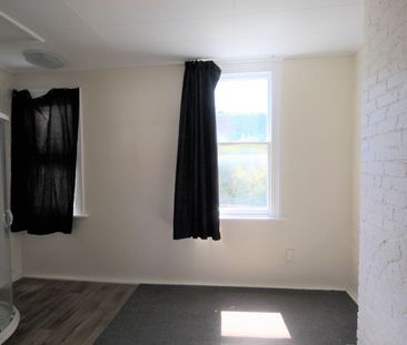 Compact, Quirky and Convenient - Photo 4