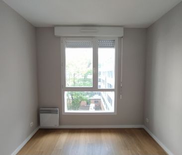 Appartement - 2 pièces - Jaude/Banque de France - Photo 3