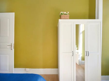 Largo Vitorino Damásio, Lisbon, Lisbon 1200-872 - Photo 5