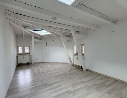 Gemütliche Dachgeschosswohnung in einer Zwickauer Altbauvilla - Foto 1