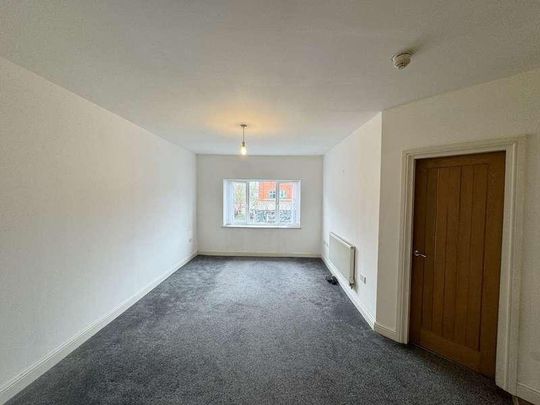 Ashfield Road, Sale, M33 - Photo 1