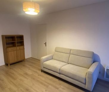 Location Appartement 1 pièce 26m² BOIS GUILLAUME 76230 - Photo 2