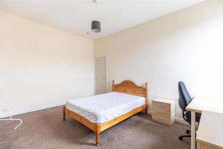 5 bedroom terraced house to rent - Photo 4