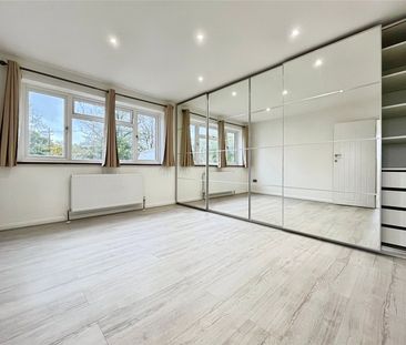 Trumpsgreen Road, Virginia Water, Surrey, GU25 4HX - Photo 1