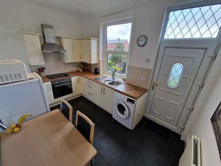 Medlock Road, Wakefield, WF4 - Photo 4