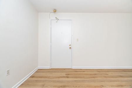 For Lease - 2144 Lilnan Court Unit# 4, Burlington, Ontario - Photo 5