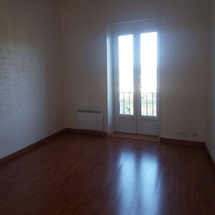 Location appartement 3 pièces 80 m² à Vallon-Pont-d'Arc (07150) - Photo 1