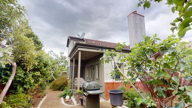 City Centre - 2 Bedrooms - Photo 1