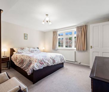 3 bedroom detached bungalow to rent - Photo 3