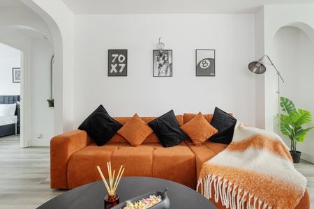 2 Bed Flat, Brocklesby Road, SE25 - Photo 2