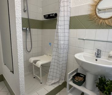 LOCATION A L'ANNEE STUDIO MEUBLE BOULOURIS - Photo 4