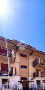 5 locali in affitto - Photo 4