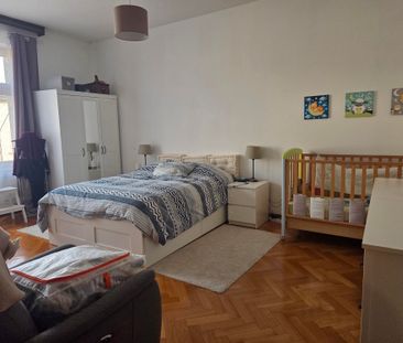 Location Appartement 3 pièces 119m² - Photo 3