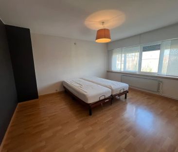 Gunstig gelegen bel-etagewoning met 3 SLP, 2 BK en tuin. - Foto 2