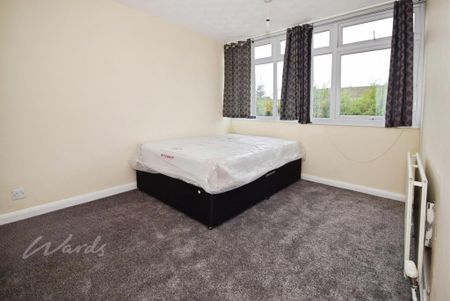 3 bedroom apartment to rent - Photo 3