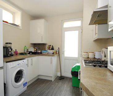 2 bedroom house share to rent - Photo 3