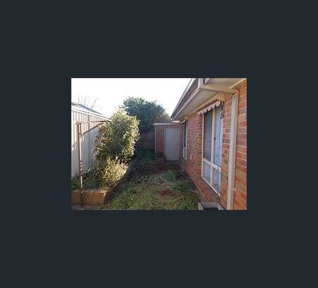 2/507 Bell Street, Redan, Vic 3350 - Photo 4